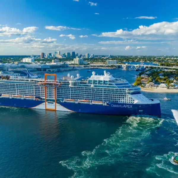 Read more about the article Los Mejores Cruceros desde Miami: Explora las Maravillas del Mar en 2023
